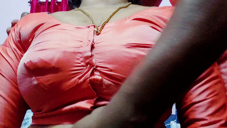 Desi Mohini: Desi mohini người giúp việc hứng tình nóng bỏng làm...