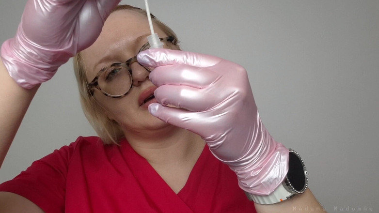 Madame Madomme: Il dottore fa un test Covid e Influenzale per se...