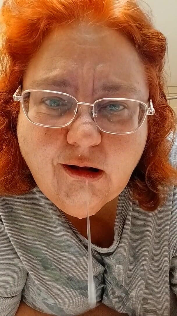 BBW nurse Vicki adventures with friends: Come demasiado y mete la nariz en un desastre