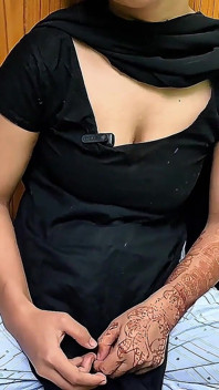 Sex cu servitoarea mea de acasă sexy când soția mea nu este acasă