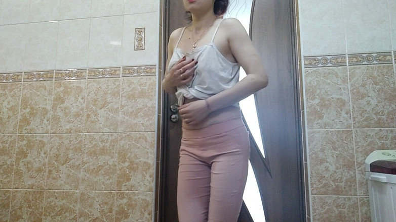 DirtyLubov: Писсинг в штанах