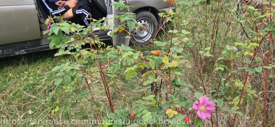 AlexGay: Creampie na zadku 18letého vojáka vypadá úžasně!