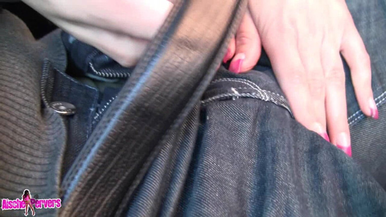 Aische Pervers: Šukání zkušební jízdy