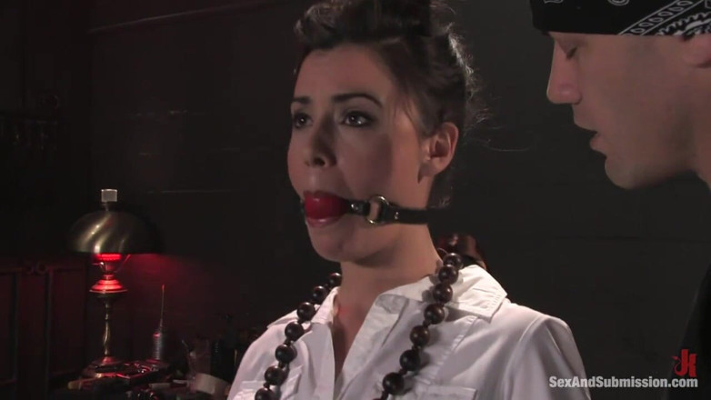 Sex and Submission by Kink: Ansioso para agradar