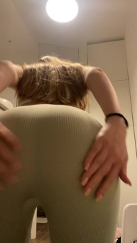 Juicy Curves of Peachy Bottom
