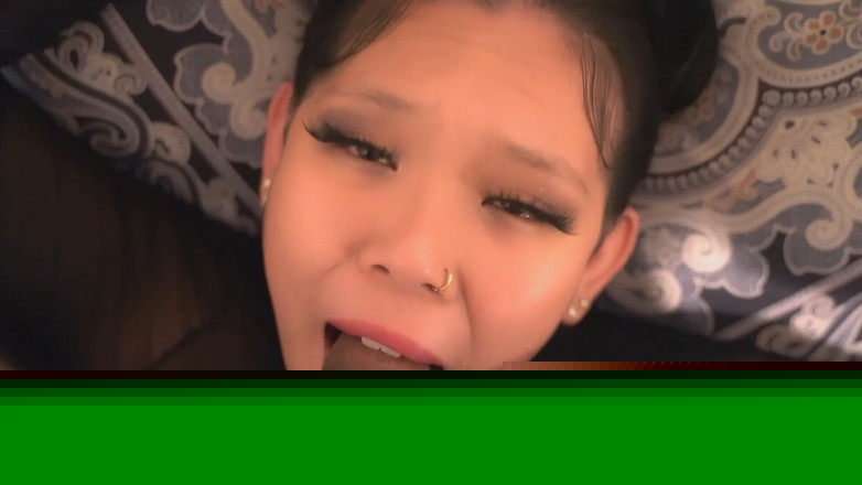 ThiccAsianMimi: Сексуальную покорную азиатскую крошку трахнули в рот