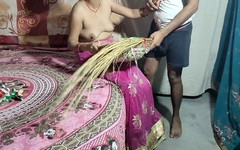 Lalita Singh: 인도 인도 마을 암소 시누이 왼쪽 뜨개질