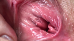 Anna Shpilman: Geniş açık amcığın ıslak sesleri. Klitoris titreyen orgazm