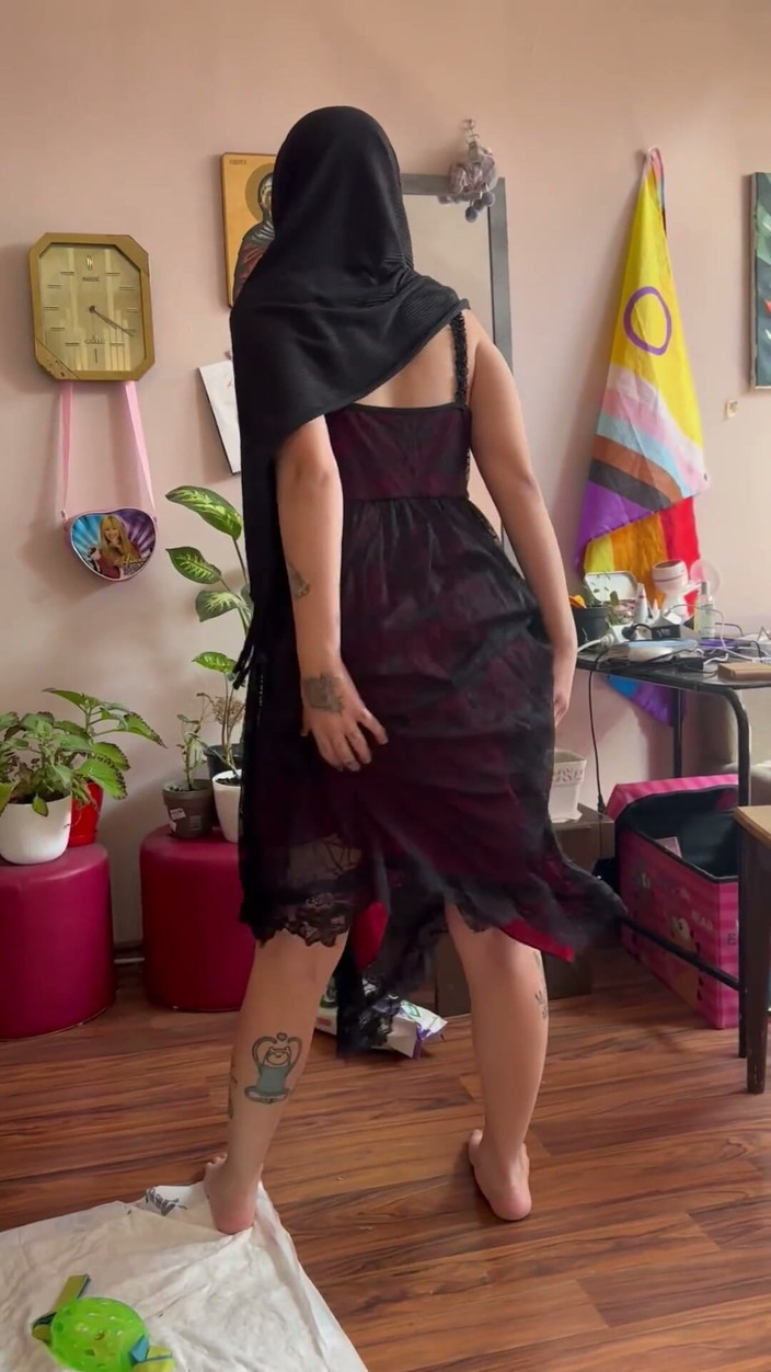 lanalovacutie: Muslim Goth Striptease in Hijab
