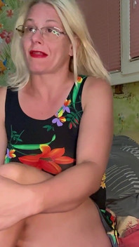 Dirty Stepmom Show JOI to the Dirty Panty Pervert Stepson