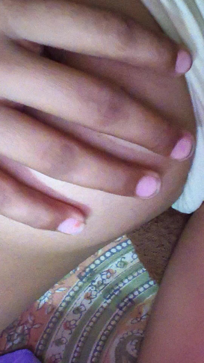 Monale2s: Красивая индийская девушка