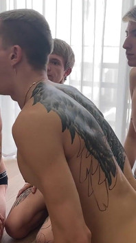 I ragazzi gay fanno piacere a papà, papà ha scopato duramente parte 1