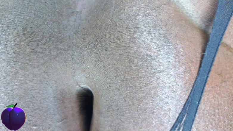 Shen hunk: Pov la femminuccia nera grassa siede e sborra su di...