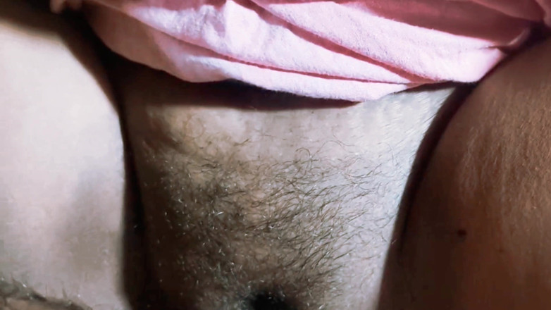Riyadesi18: Indischer Selbstgedrehter Porno