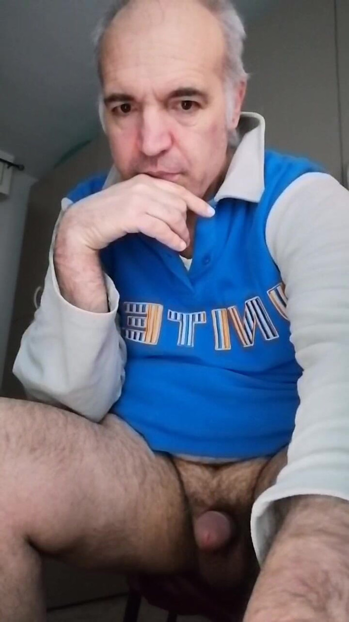 Setesesso7: Mijn harde lul vanuit verschillende hoeken!