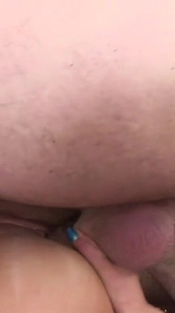 Acțiune de schimb de spermă pentru gagici mature în probleme în trei