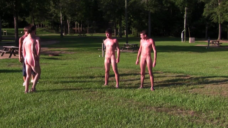 Dream Boy Bondage: Tabăra băiatului rău - capitolul 2