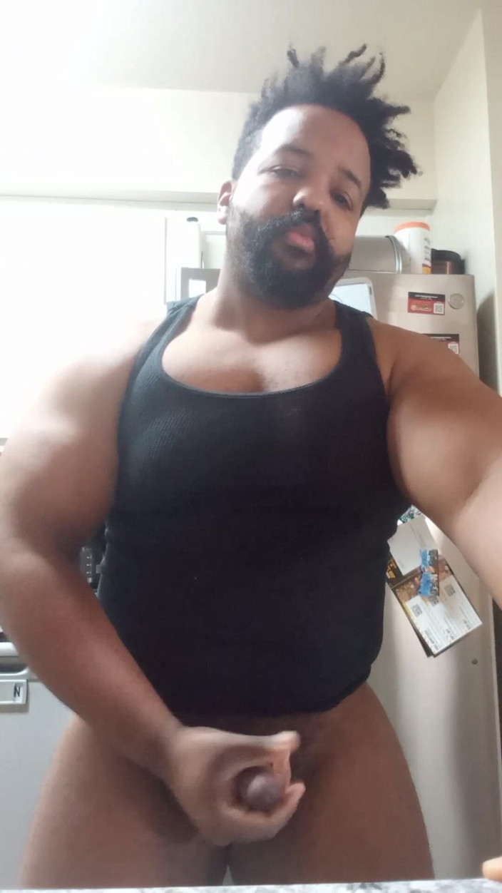 Eddie Venezuela: Thick Bear Beats His Dick and Cums on Himself