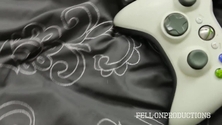 Fell-on Productions: Мілфа Медсін Лі трахає пасинка-ботаніка