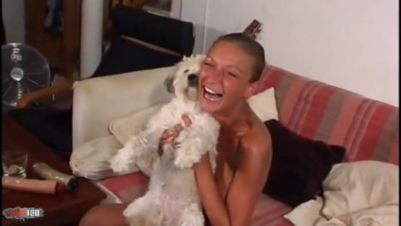 MMM100: セクシービデオ:デルフィン・デラージュ ソファカム1