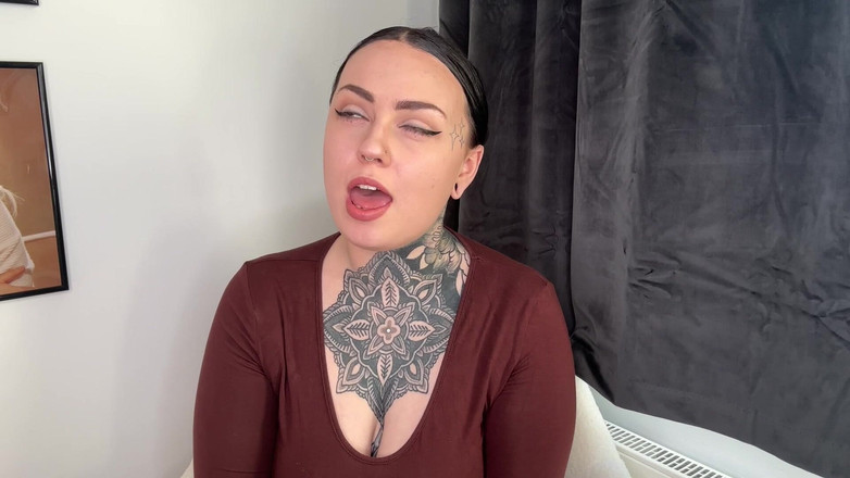 Miss Valentina: Безумовно, не надсилайте свої дані