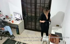 Ela foi para a entrevista para ser uma dançarina de boate e fez sexo com o empregador