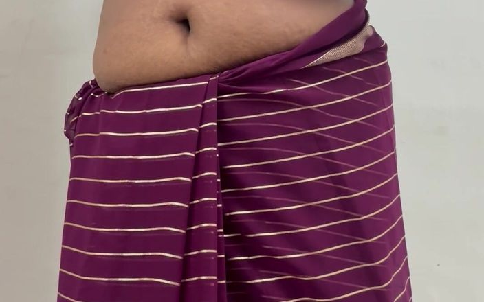 Anajanadevi: Mallu Navel Show