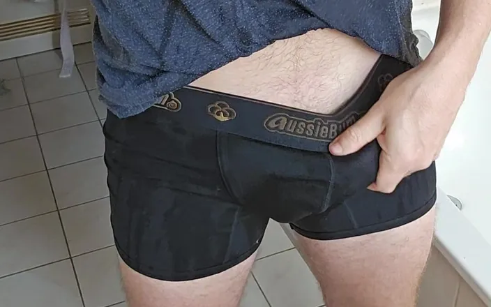 GerMANpiss: Piss in Underwear