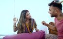 Desi Bold Movies: Üvey kız kardeş evde yalnızken üvey erkek kardeşiyle sert sikişiyor tam...
