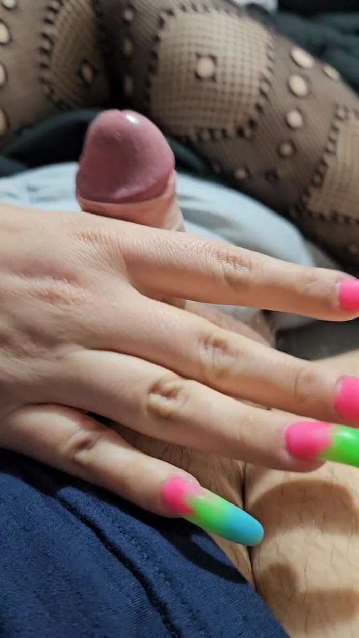 Funhousewife69: Provato a fare una sega si trasforma in un pompino