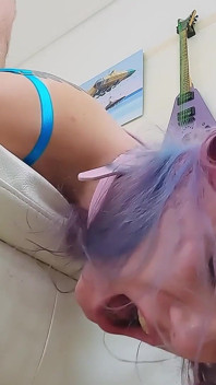Memek alice wolfsbane si mahasisdu yang lagi sange berat dientot habis-habisan sama kontol besar pria ini!