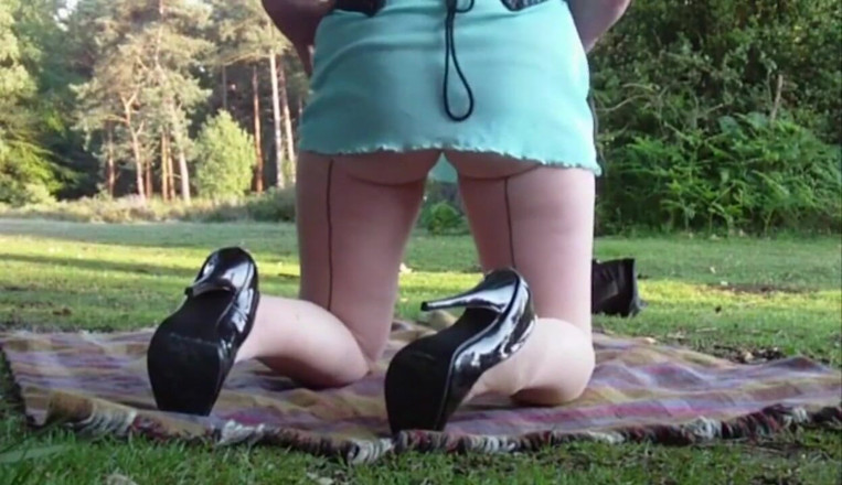 Movies by Louise: Pantyhose berjahit