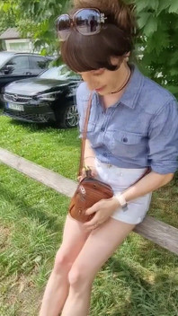 Transexual tiene corrida con juguete vibro! ¡Carga completa de esperma en sus pantalones!