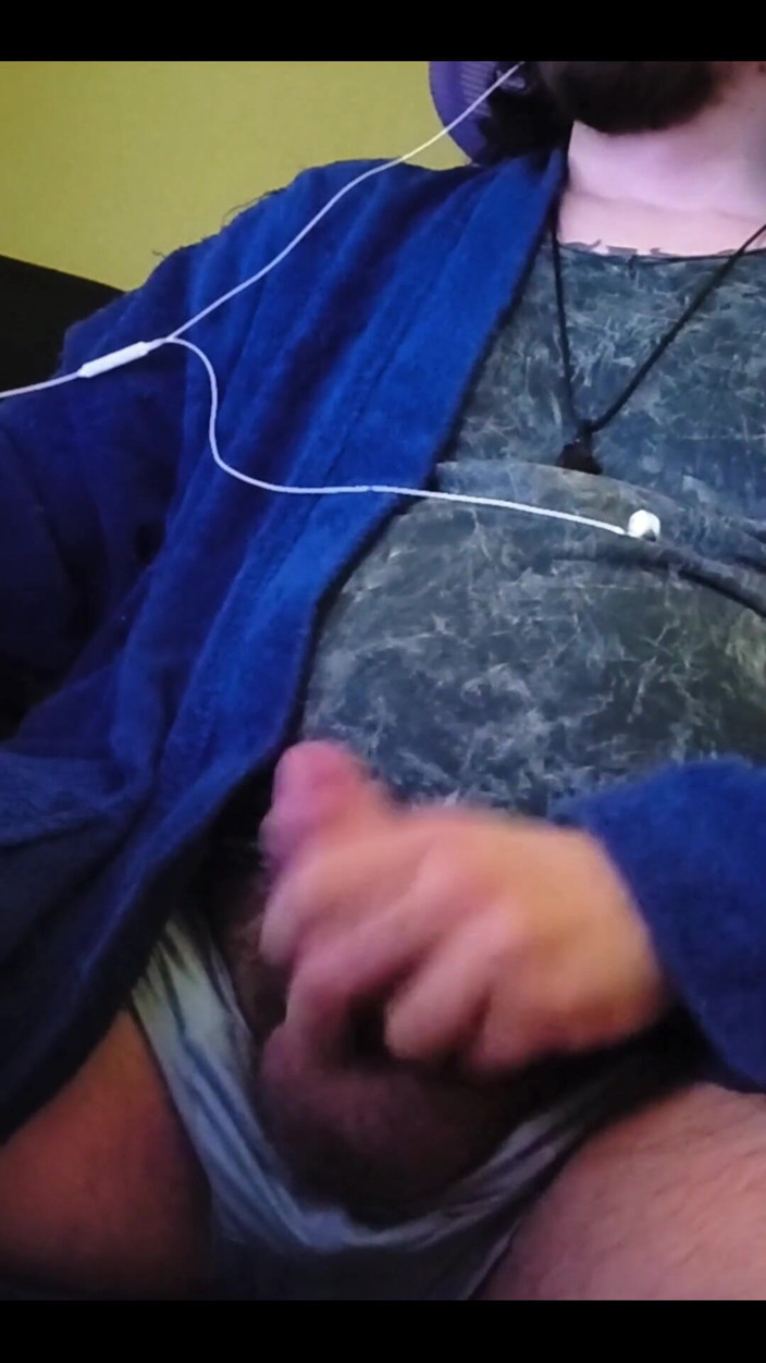 NaturalBornSinner: Hráli jste si někdy se svým ptákem při hraní