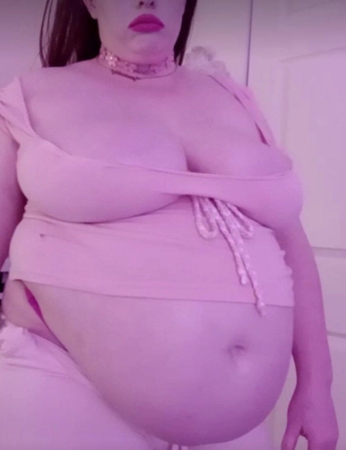 CHUBB1E_BUNN1E: 肥胖的荡妇吹箫苏打