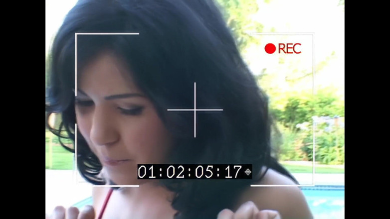 Pornobello: Celina Cross ráda jezdí na velkých pérech energicky