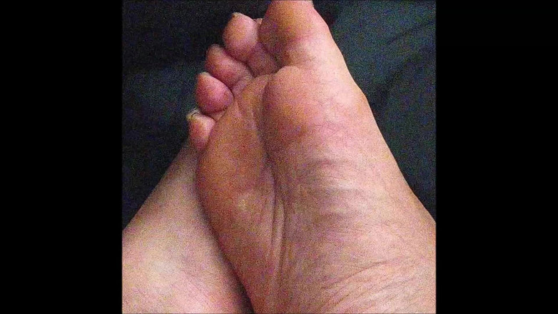 Haydee Rodriguez: Pemujaan kaki bareng lotion