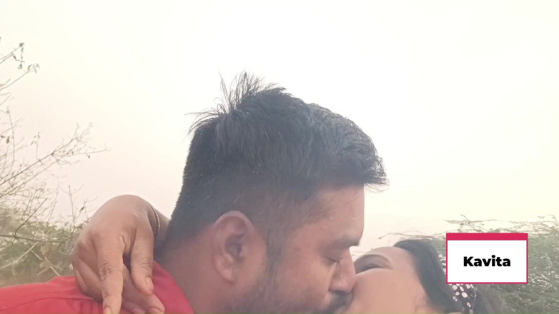 Kavita _zawazawi: Desi Indian Marathi Kavita Bhabhi Fuck with Tatya in Close...