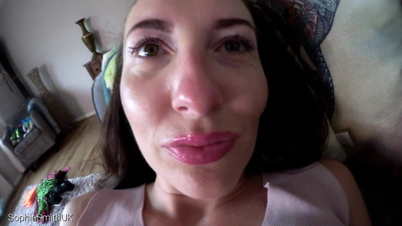 SophiaSmithUK: Teaser miệng và lưỡi