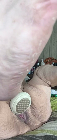 Pepek tergemuk kongkek penggetar terbesar yang anda boleh dapatkan untuk 20.00 dominasi