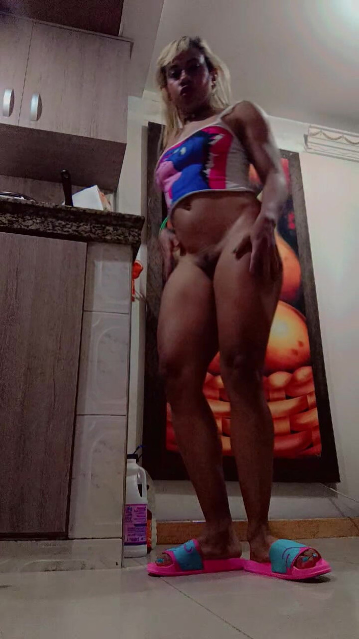 Barbychocolat: Seksowna barby loszka gorąca w kuchni show U My Nude...