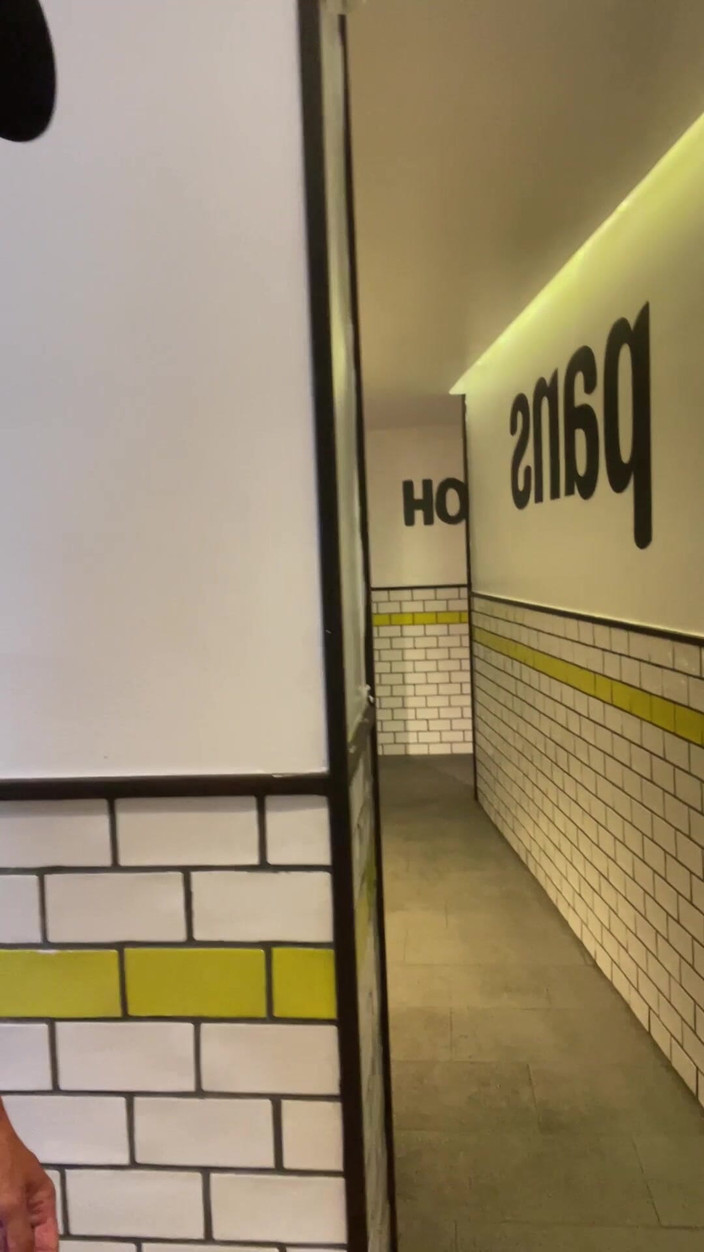 Paul Williams: 나는 퀵서비스 레스토랑에서 벗는다