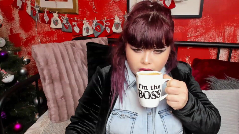 Roxanne Miller: Bitch Boss - Breast Expansion