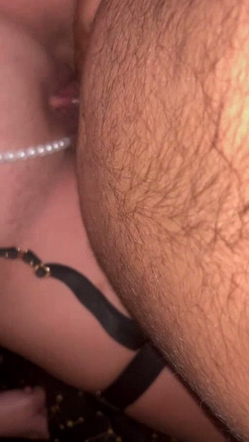 honestdick20: Mina insere Sotia