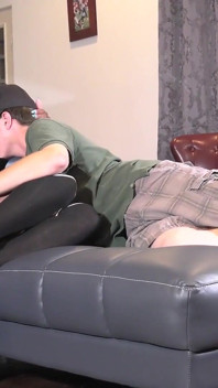 Interracial! White dude destroyed by ebony
