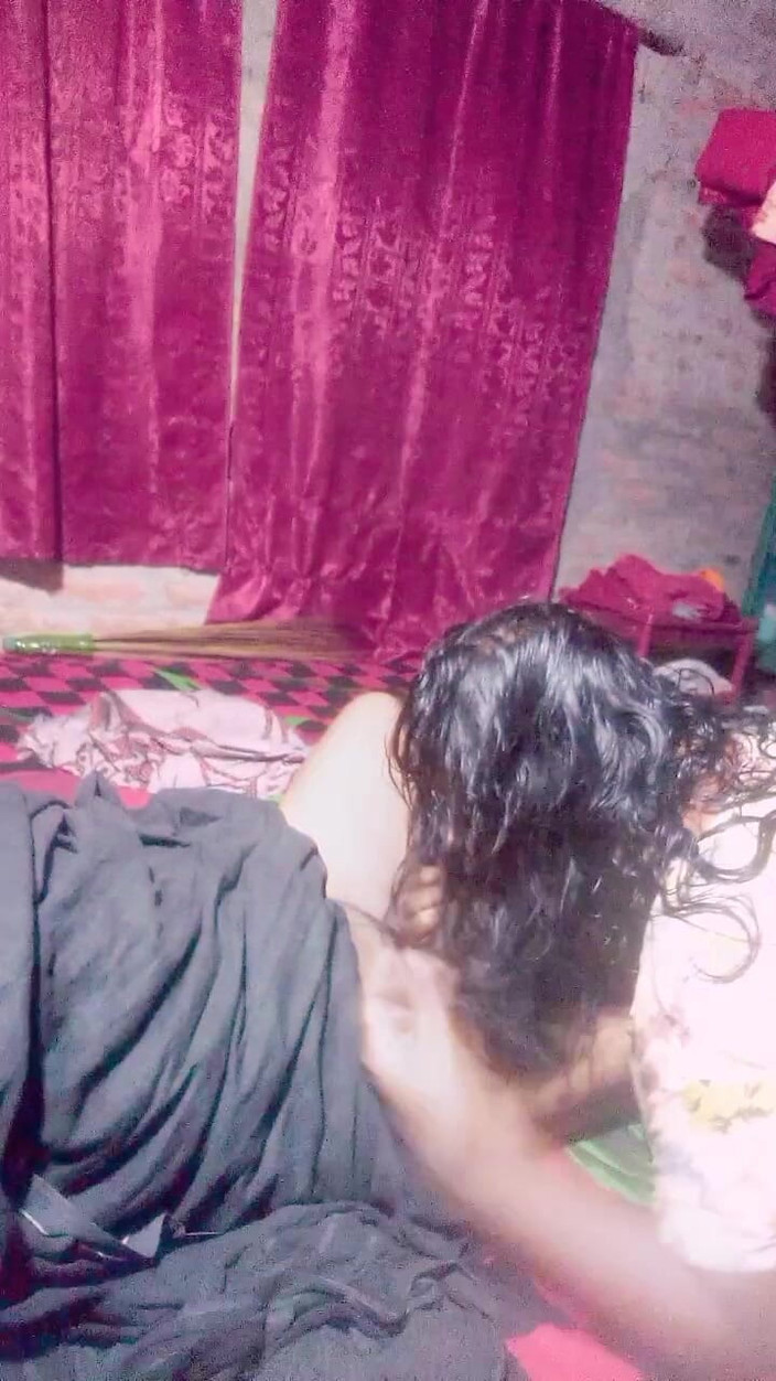 Sadia vabi: Enteado fode sua madrasta.