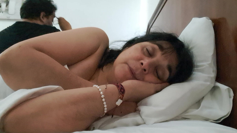 Mommy big hairy pussy: MILF Okşamalar Ve Sert Ama Zengin Bir Anal Oral Alıyor