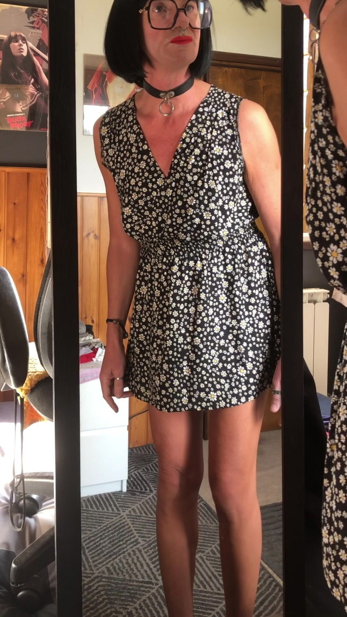 Andreina Naty: Andreina'nın Heyecan Verici Bacakları