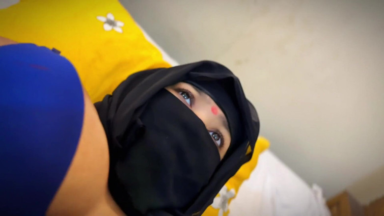 Aria Mia: Han fick mig att skrika genom att förstöra min tjocka...