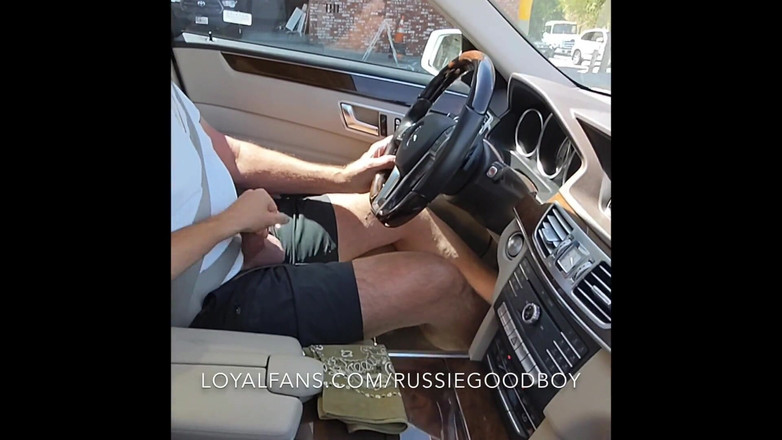 Russie Goodboy: कार और पार्क में बड़ा लंड चूसना सौतेले पिता जे टेलर